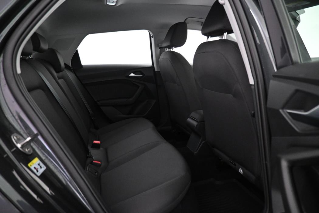 AUDI A1 2023