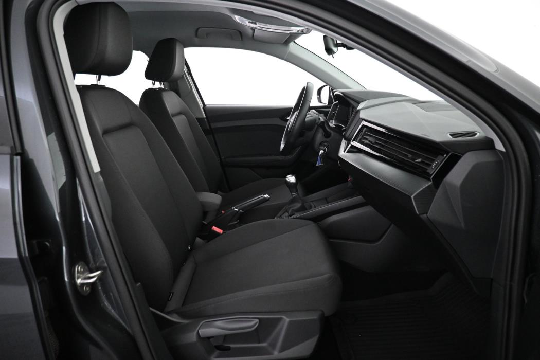AUDI A1 2023