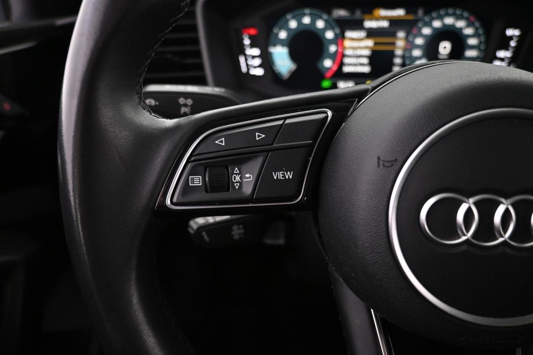AUDI A1 2023