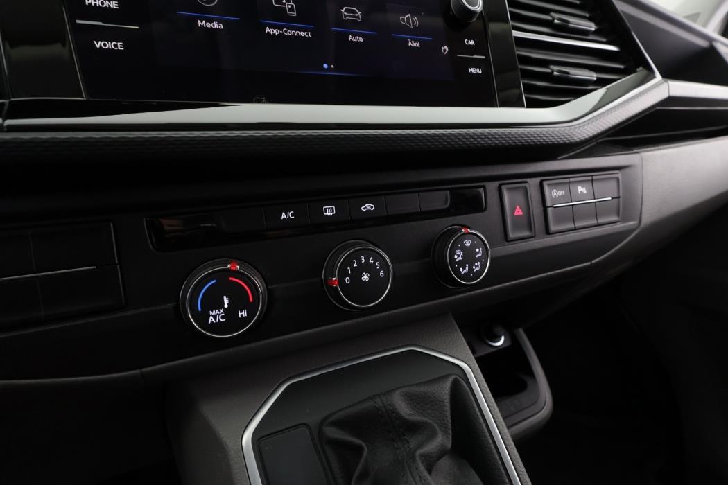 VOLKSWAGEN Transporter 2022