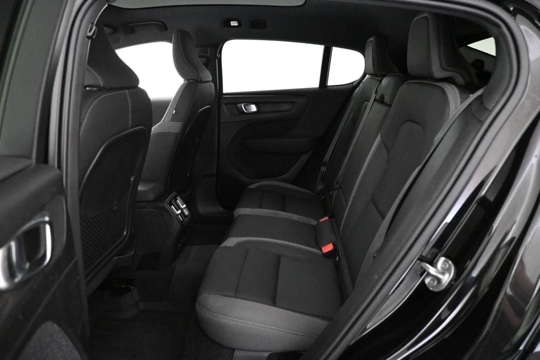VOLVO C40 2023
