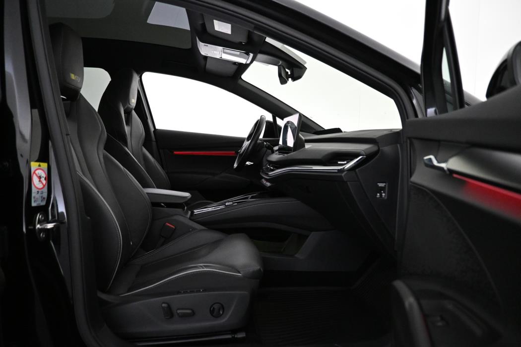 SKODA Enyaq 2023