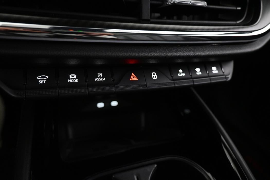 SKODA Enyaq 2023