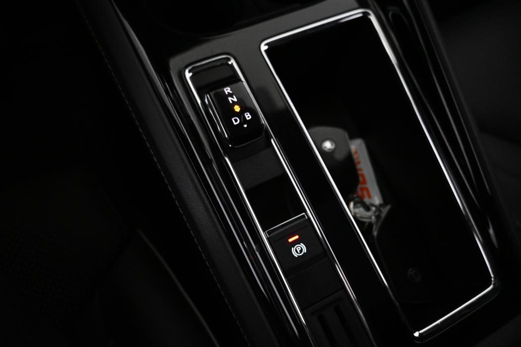 SKODA Enyaq 2023