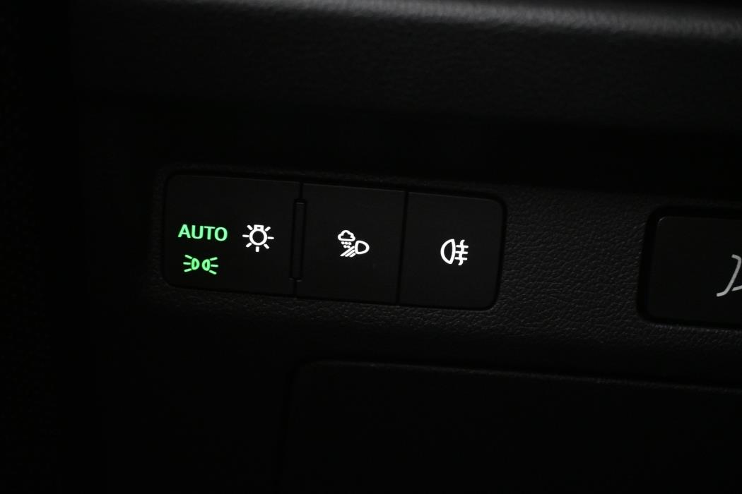 SKODA Enyaq 2023