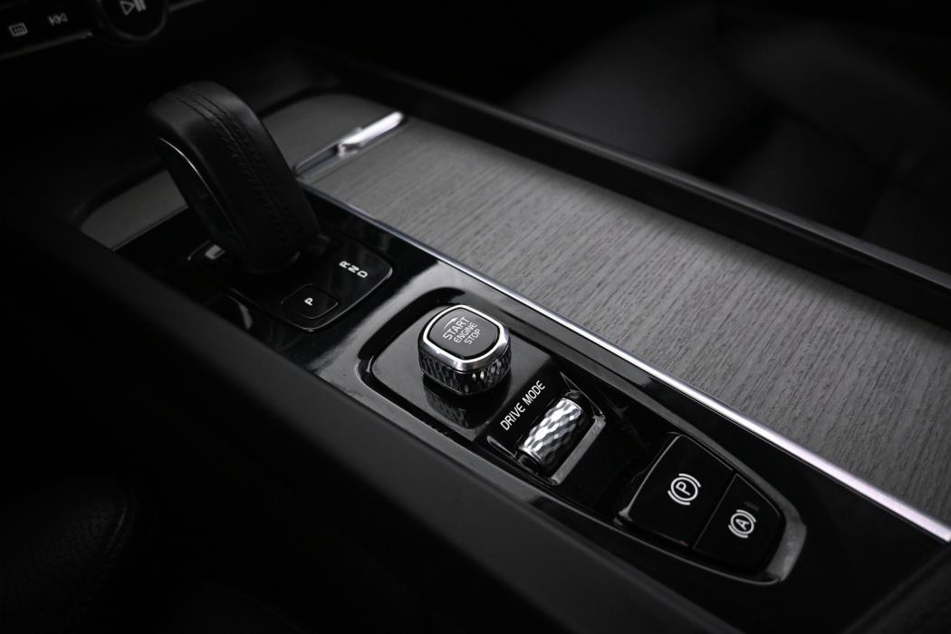 VOLVO V60 Cross Country 2021