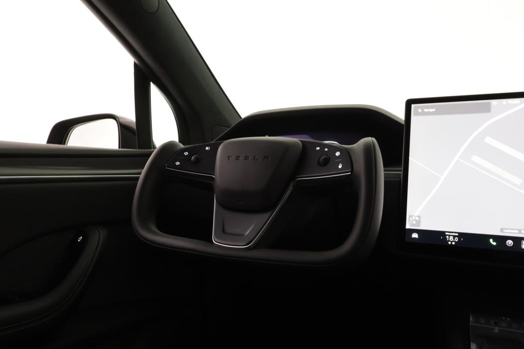 TESLA Model X 2023
