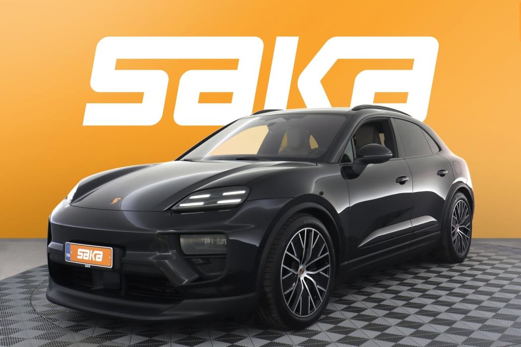 PORSCHE Macan 2025