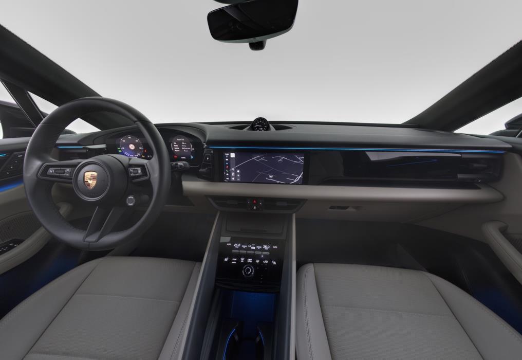 PORSCHE Macan 2025