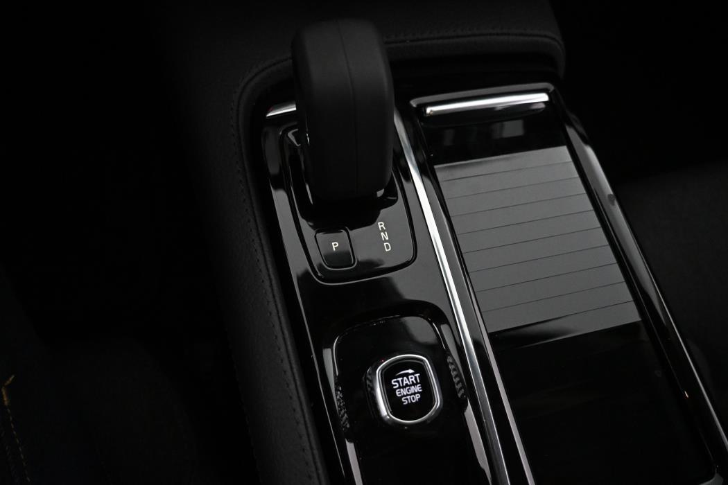 VOLVO V90 2022