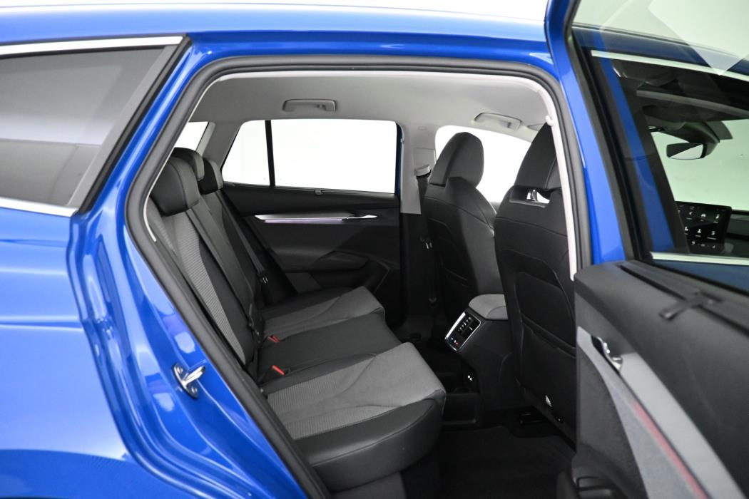 SKODA Enyaq 2023