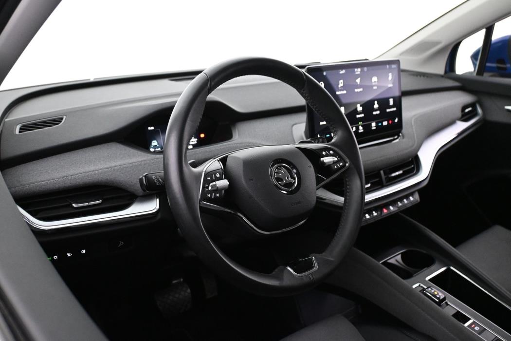 SKODA Enyaq 2023