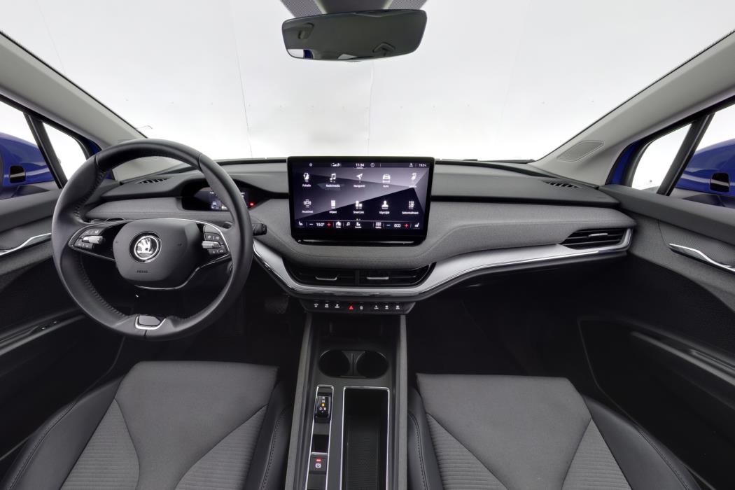 SKODA Enyaq 2023