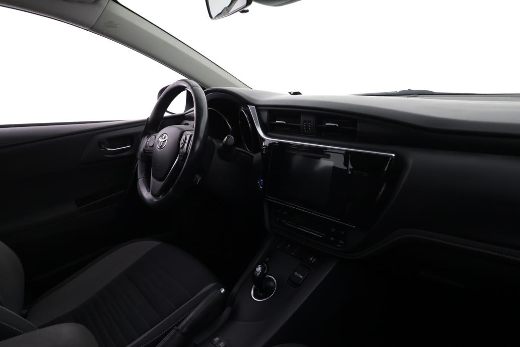 TOYOTA Auris 2019