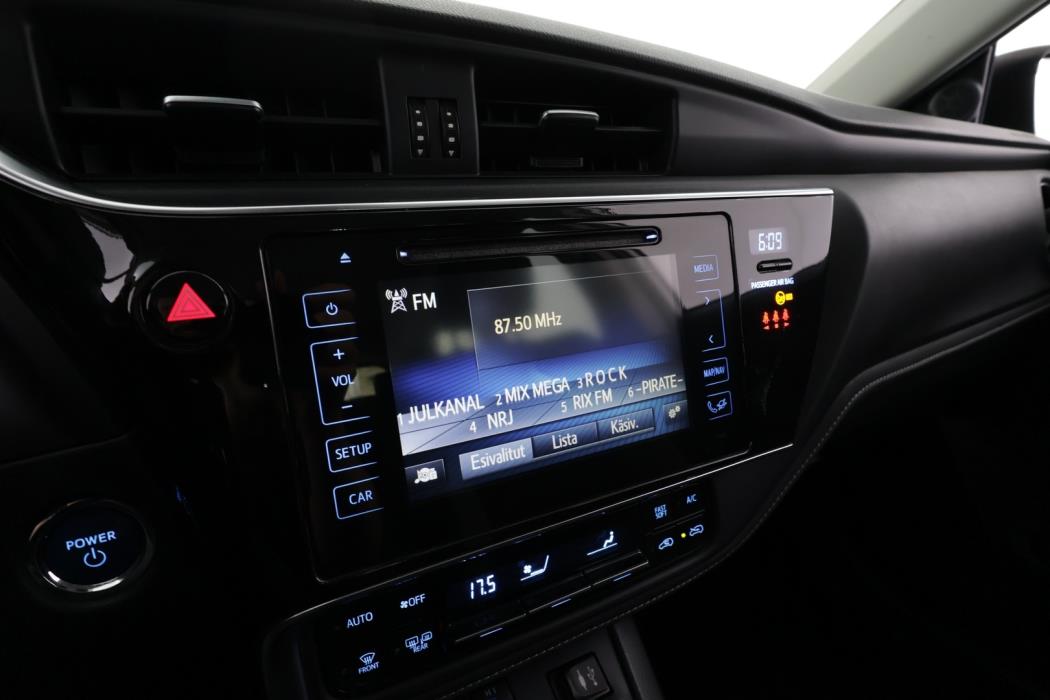 TOYOTA Auris 2019