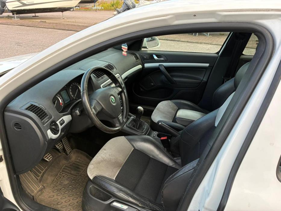 SKODA Octavia 2008