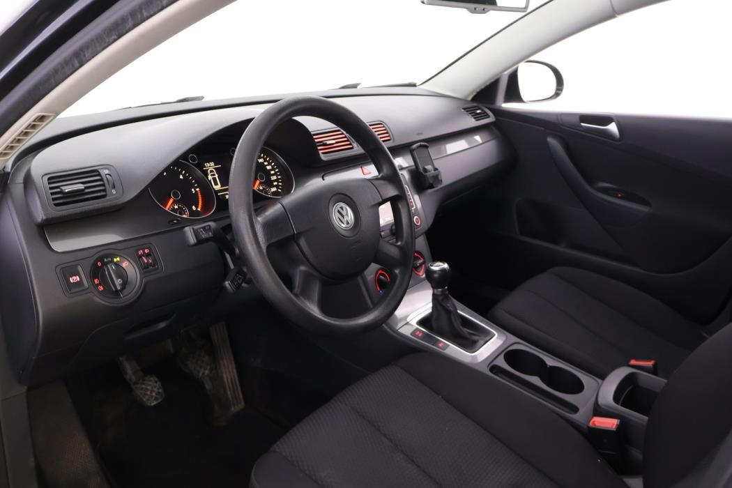 VOLKSWAGEN Passat 2009