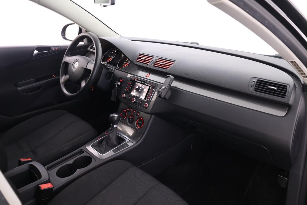 VOLKSWAGEN Passat 2009