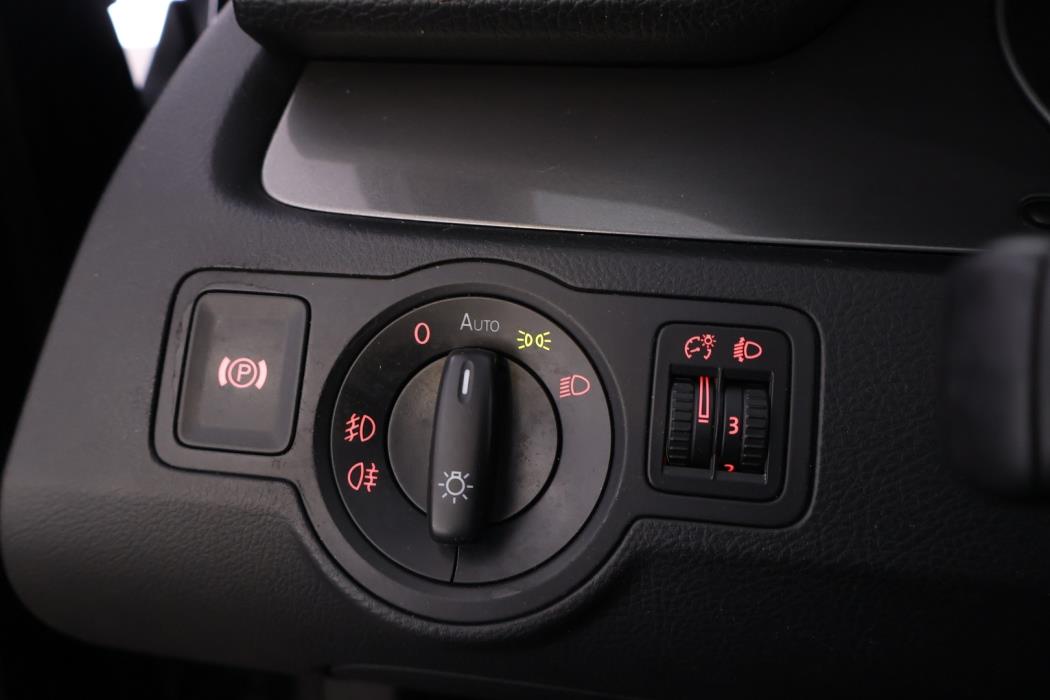 VOLKSWAGEN Passat 2009