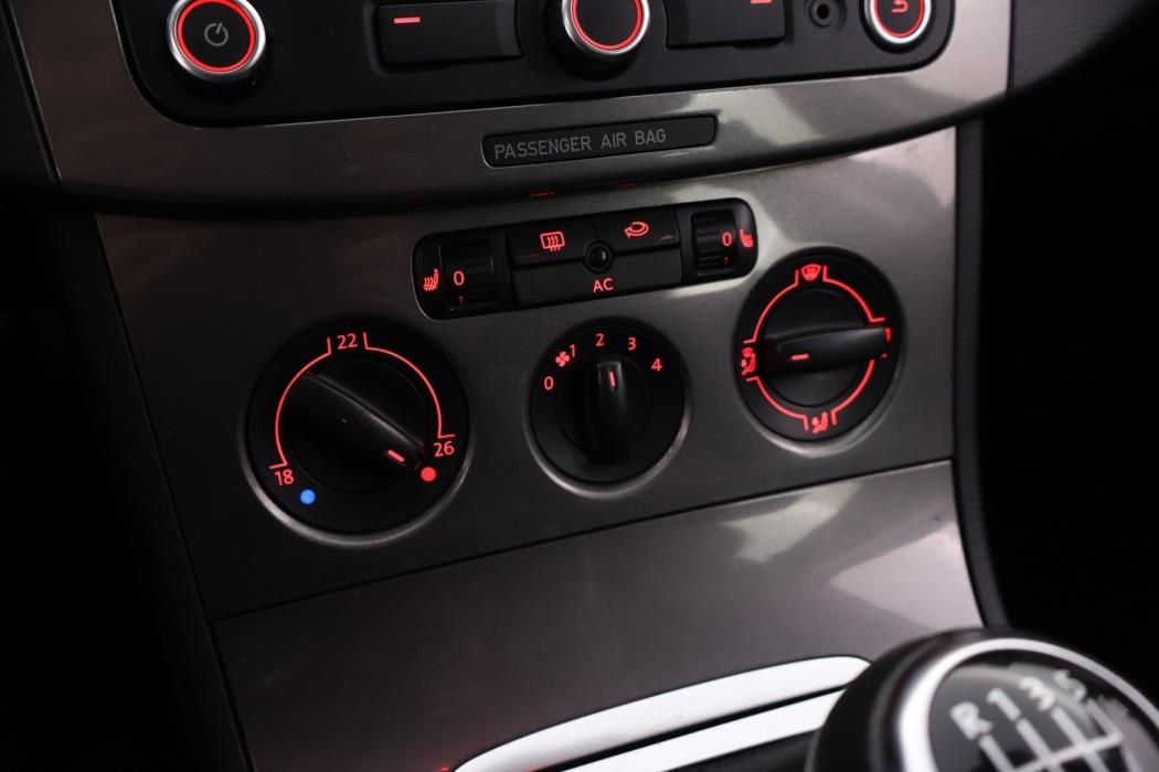 VOLKSWAGEN Passat 2009