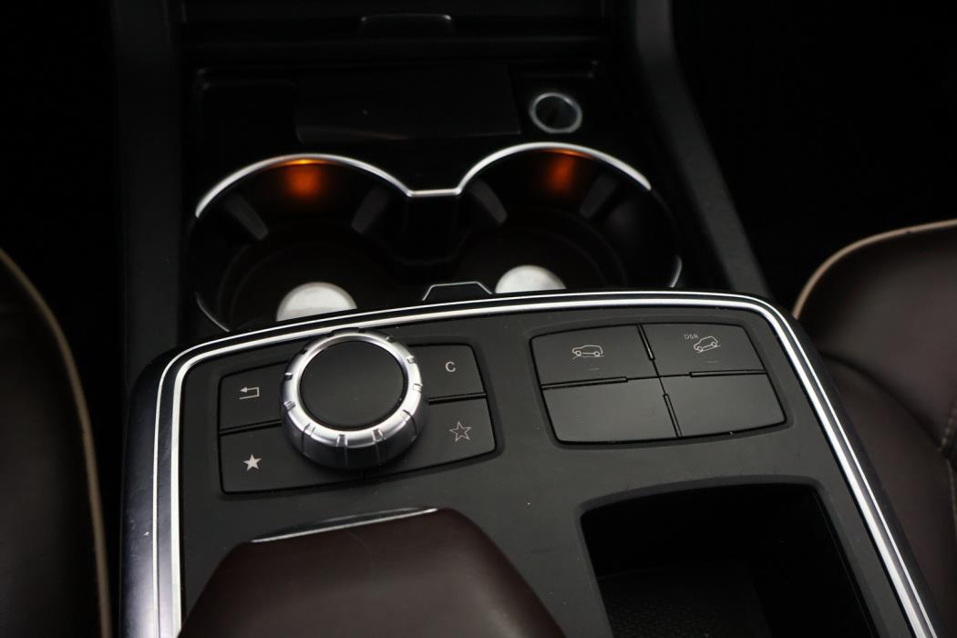 MERCEDES-BENZ ML 2012