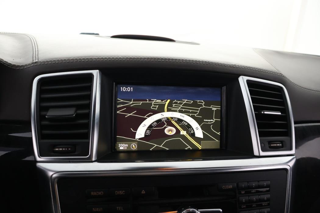 MERCEDES-BENZ ML 2012