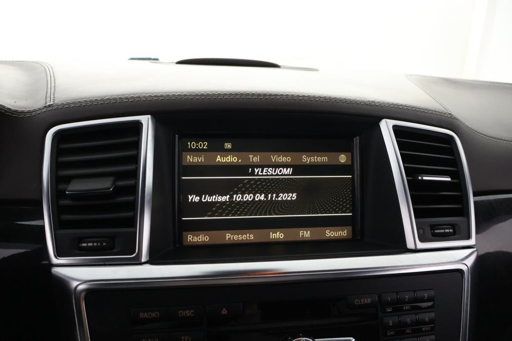 MERCEDES-BENZ ML 2012