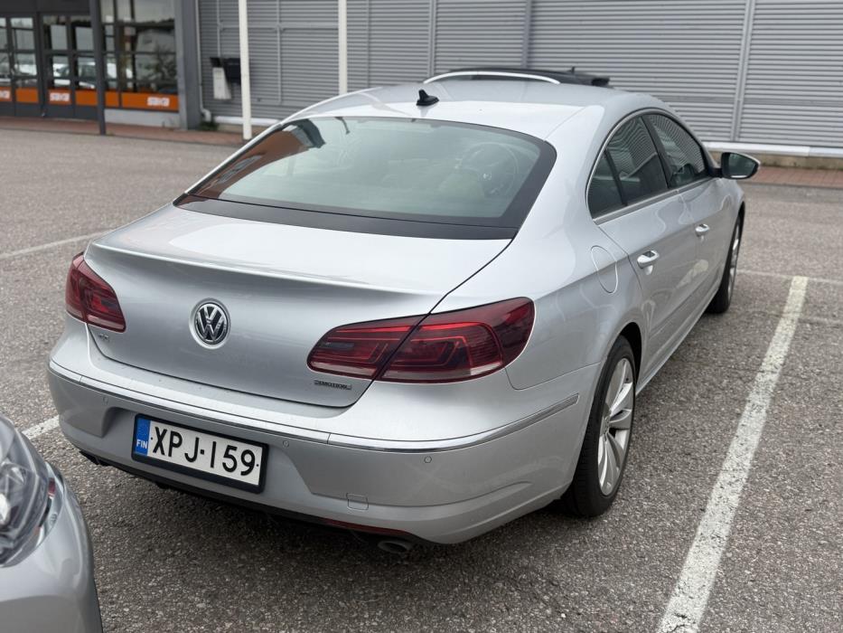 VOLKSWAGEN CC 2012