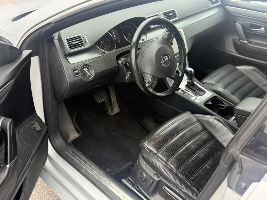 VOLKSWAGEN CC 2012