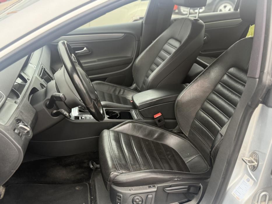 VOLKSWAGEN CC 2012