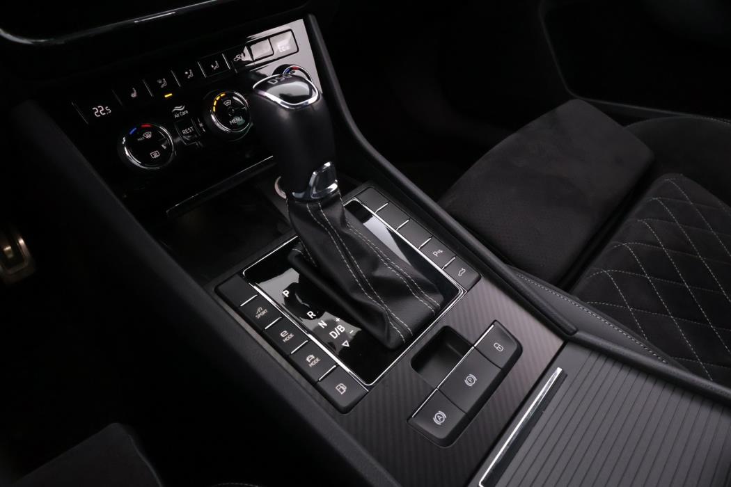 SKODA Superb 2021