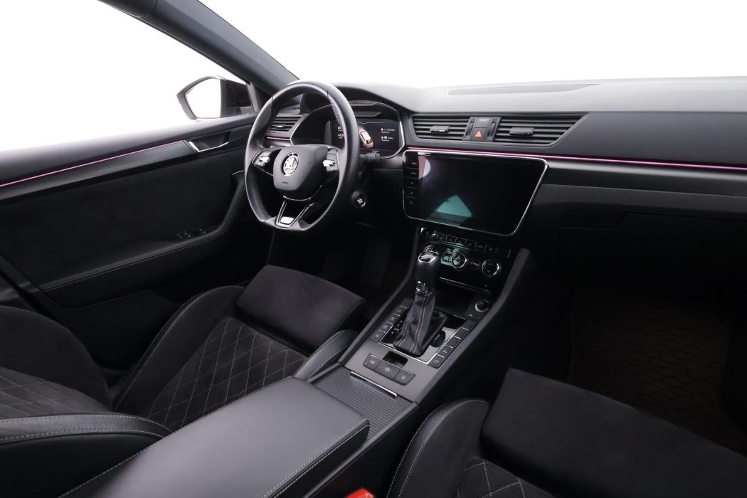 SKODA Superb 2021