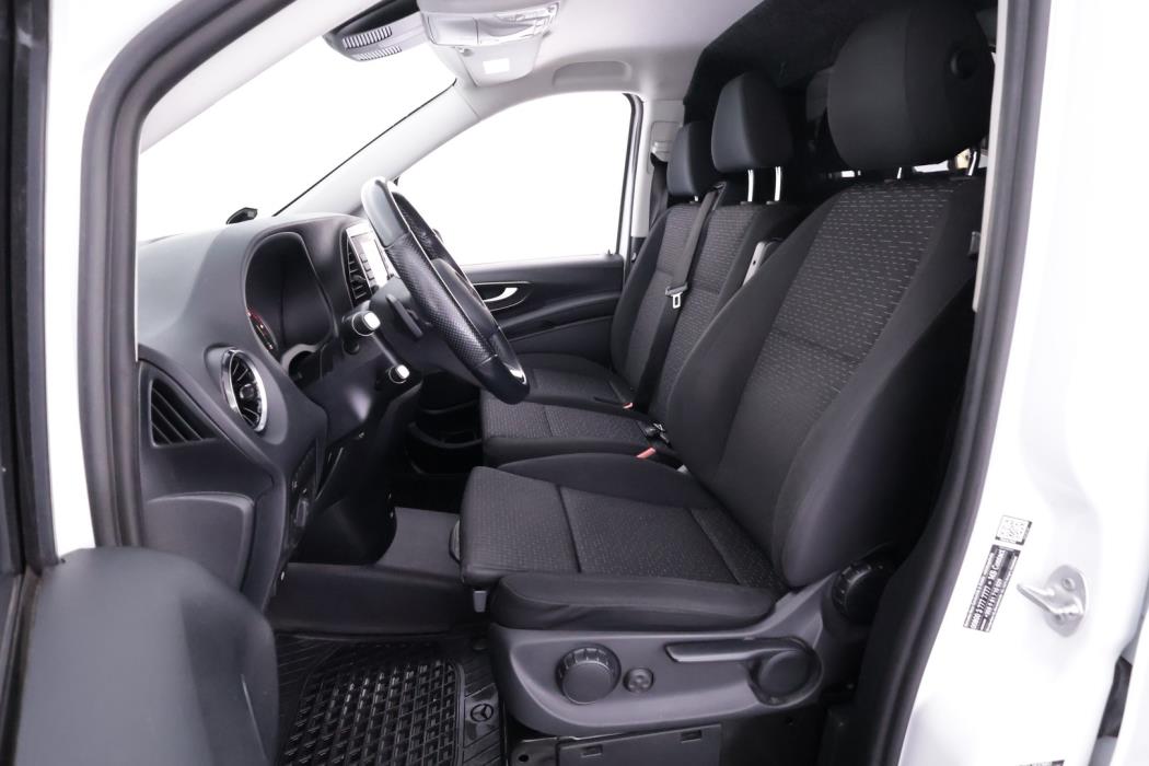 MERCEDES-BENZ Vito 2022