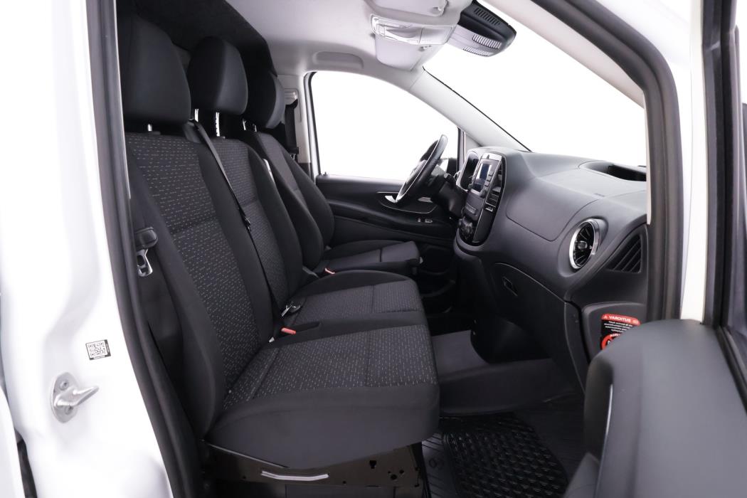 MERCEDES-BENZ Vito 2022