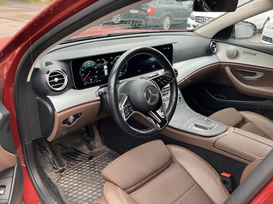 MERCEDES-BENZ E 2021