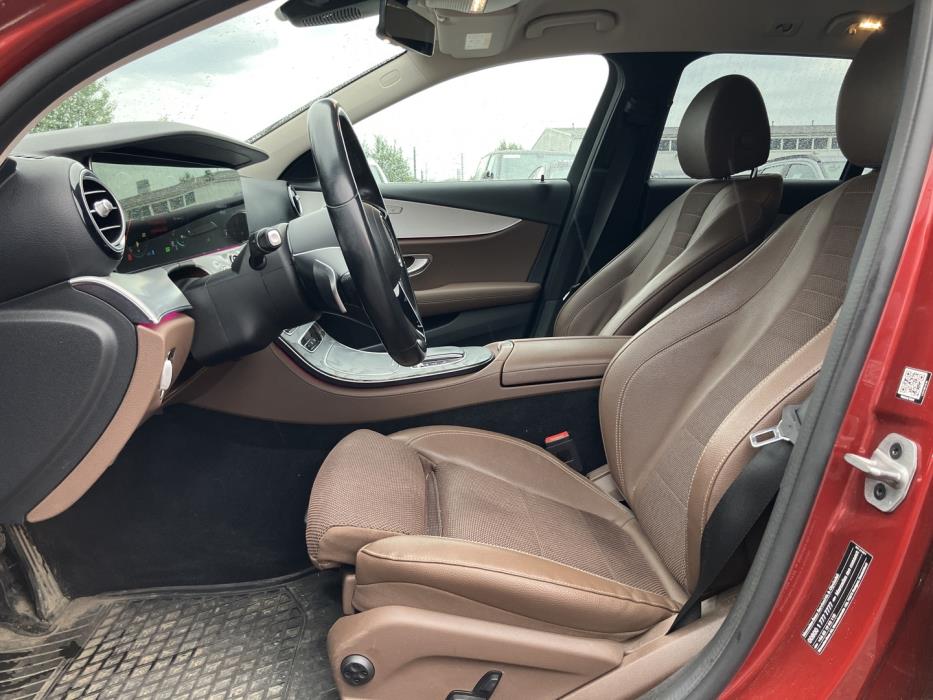 MERCEDES-BENZ E 2021