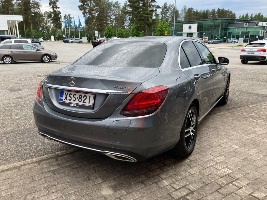 MERCEDES-BENZ C 2021