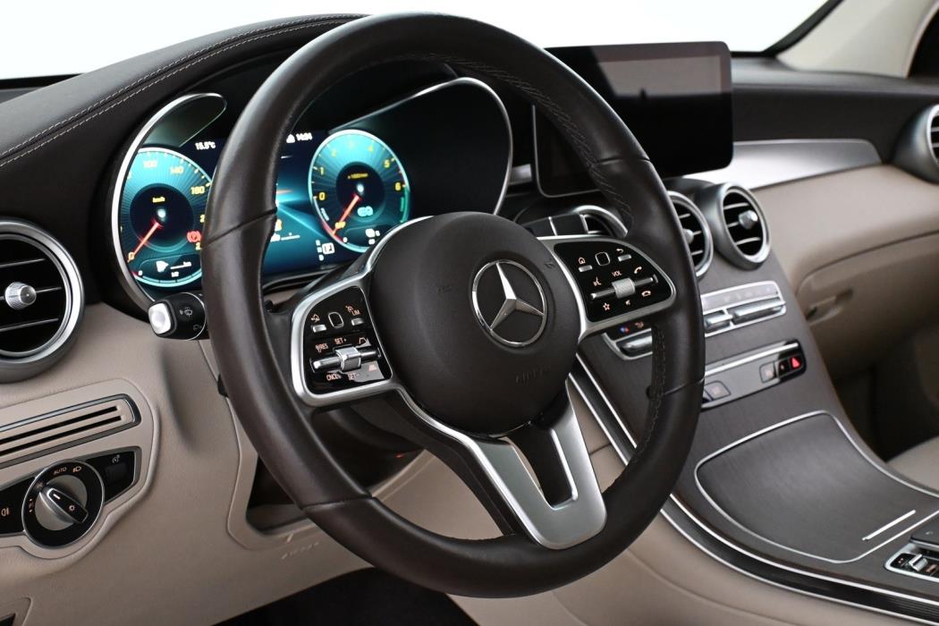 MERCEDES-BENZ GLC 2021