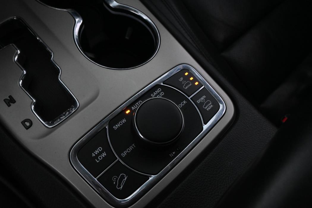 JEEP Grand Cherokee 2011