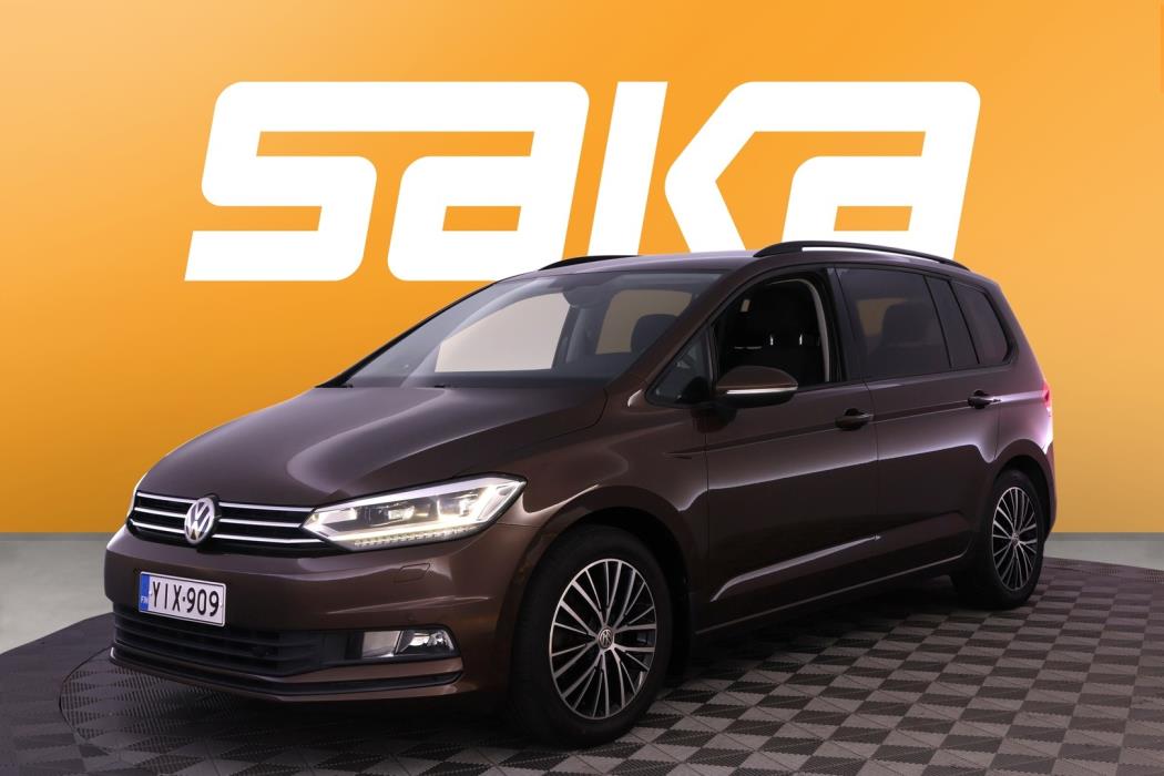 VOLKSWAGEN Touran 2016