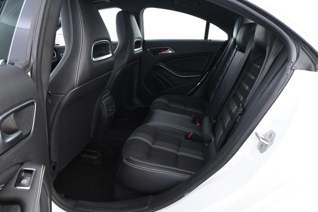 MERCEDES-BENZ CLA 2017