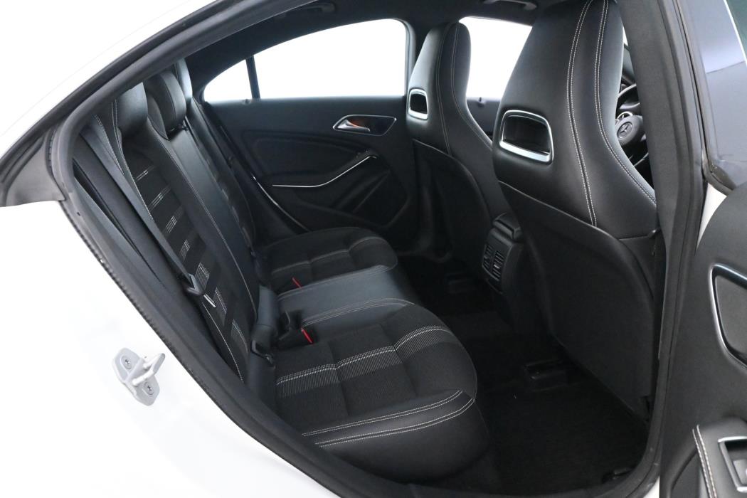 MERCEDES-BENZ CLA 2017