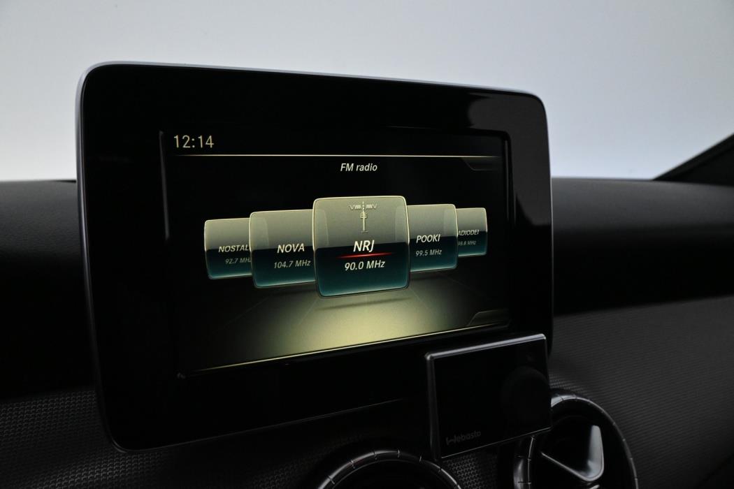 MERCEDES-BENZ CLA 2017