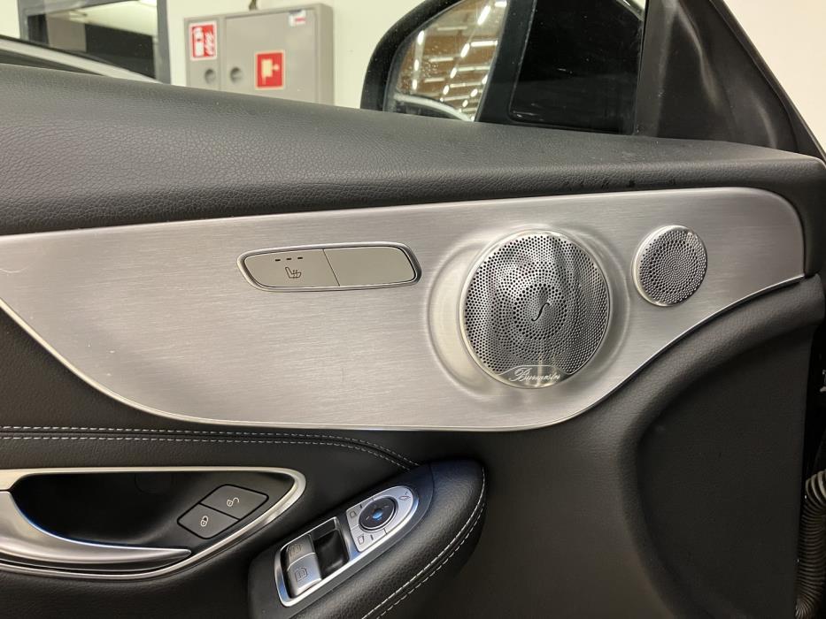 MERCEDES-BENZ C 2016