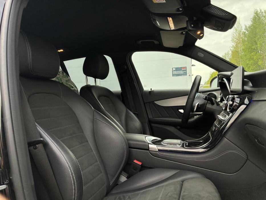 MERCEDES-BENZ GLC 2021