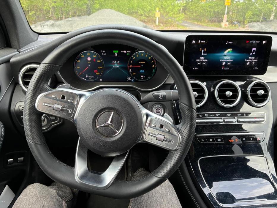 MERCEDES-BENZ GLC 2021
