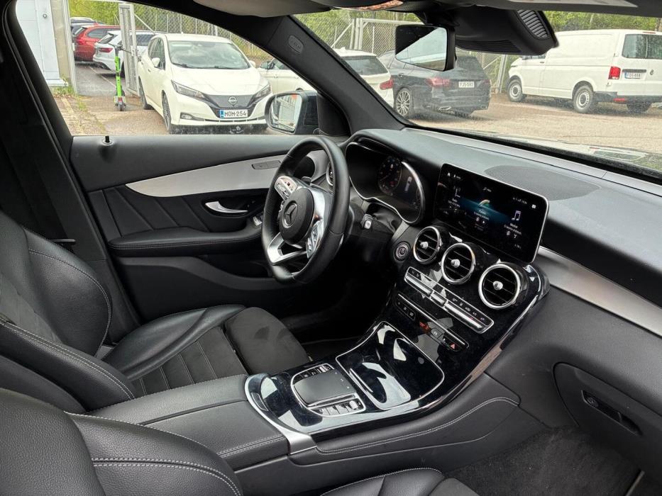 MERCEDES-BENZ GLC 2021