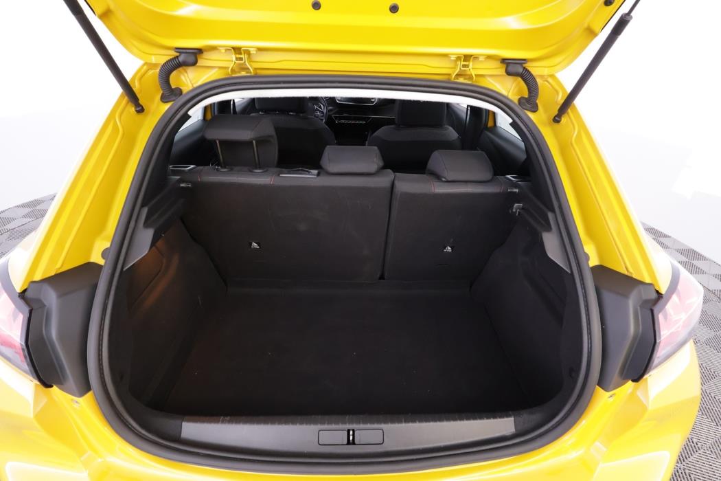 PEUGEOT 208 2021