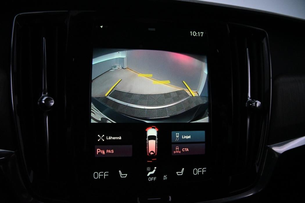 VOLVO V90 2021