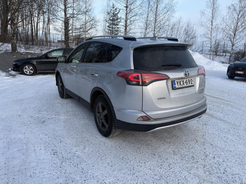 TOYOTA RAV4 2016
